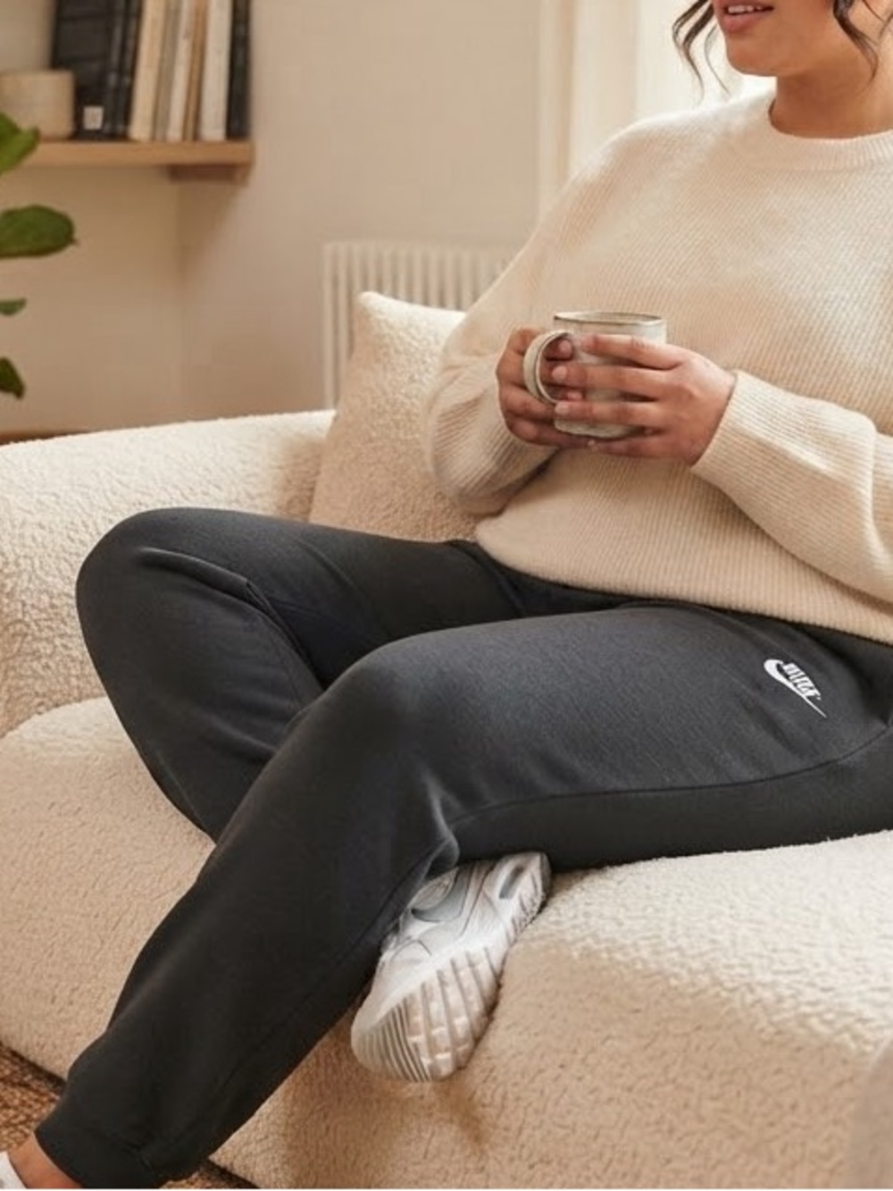 Nike Women's Dark Gray Jogger Sweatpants with White Logo